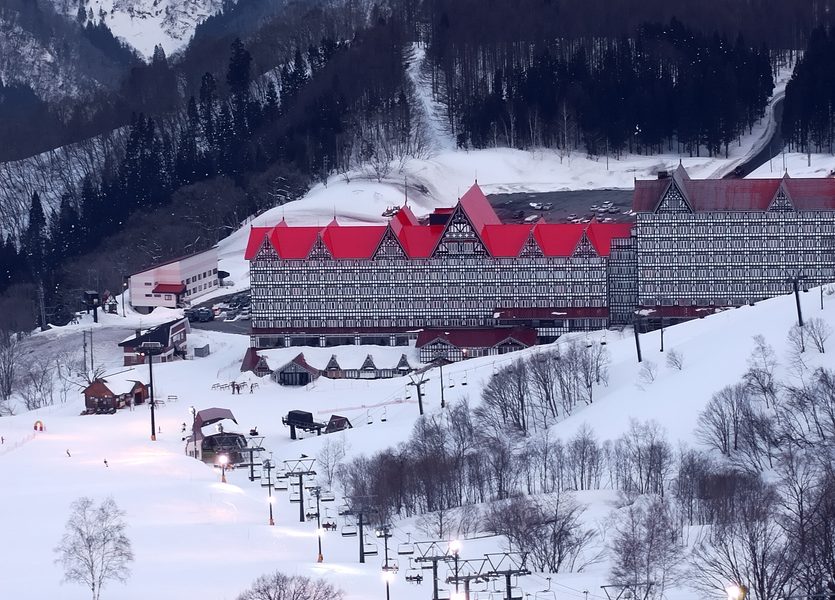 Best accommodation in Hakuba, Japan, offering scenic views and comfortable stays in the Japanese Alps